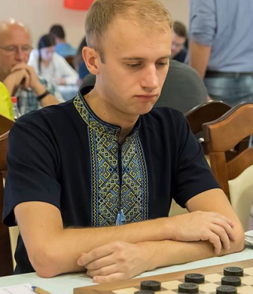 Харківський гросмейстер Юрій Анікєєв. Фото з сайту sport-express.ua